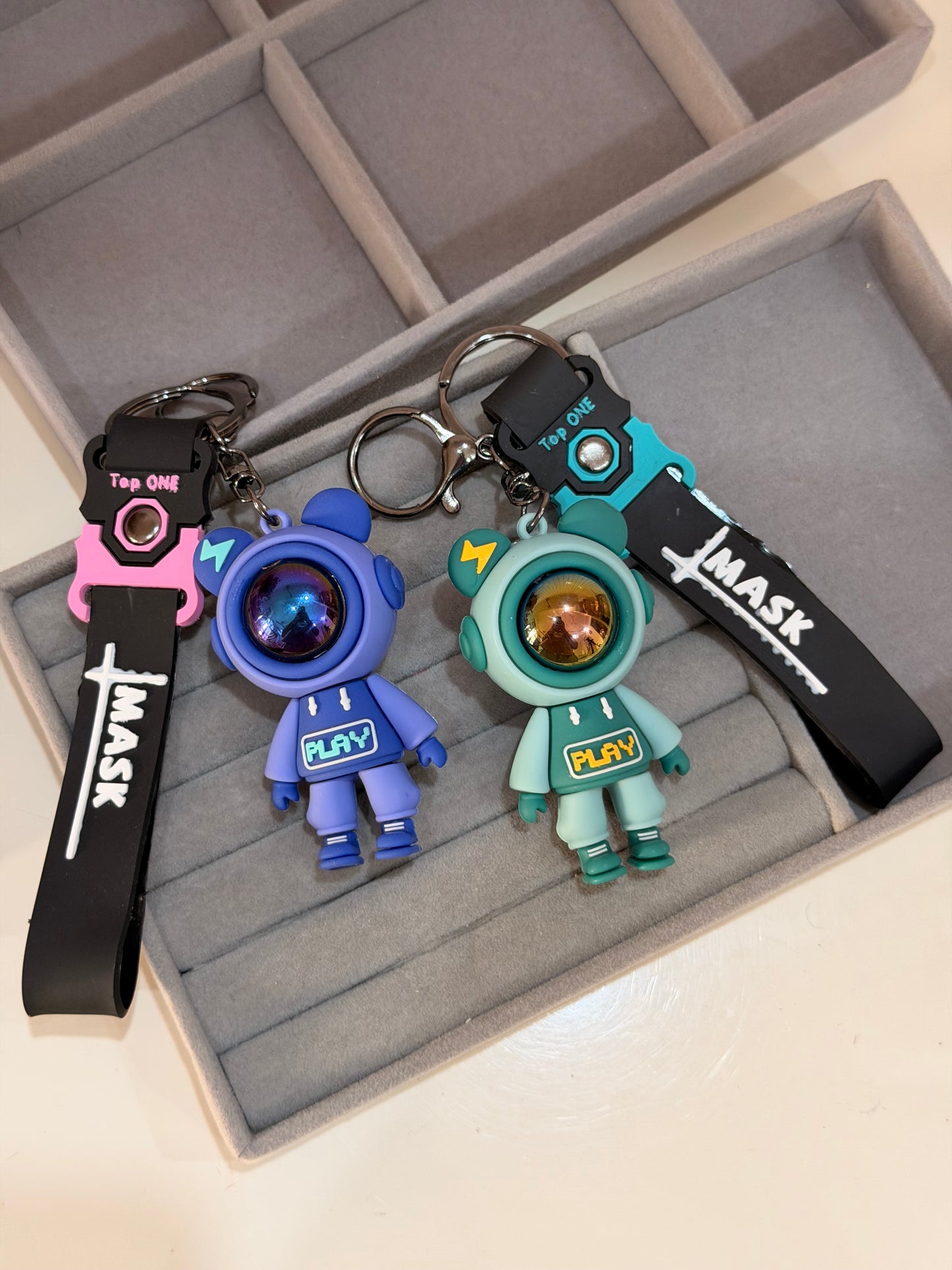 Astronaut silicon keychain (blue)