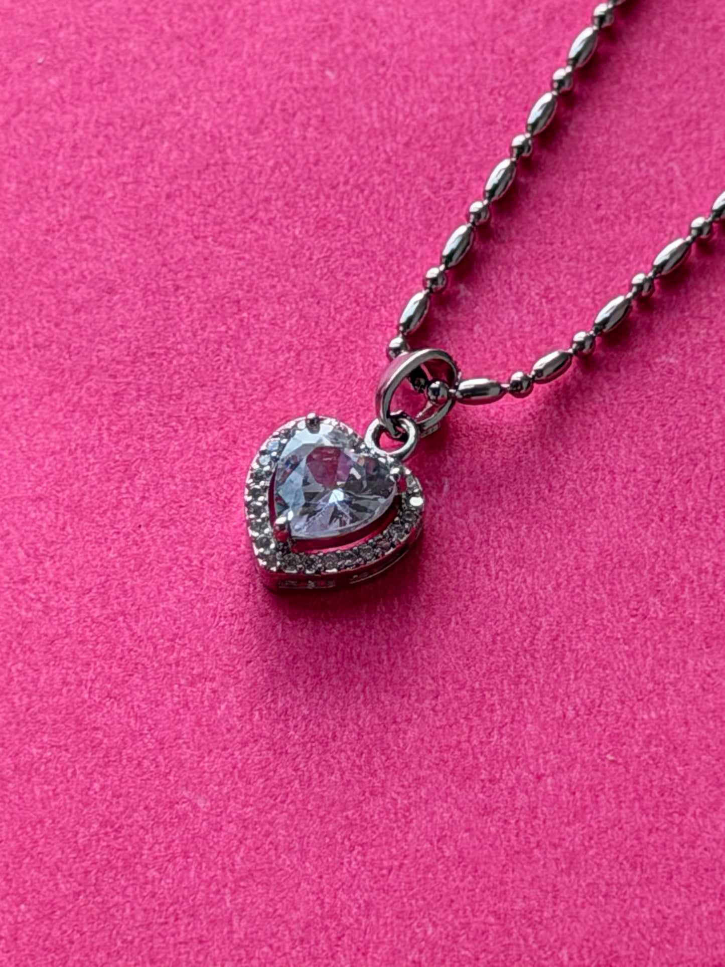 Crystal Heart Whisper Necklace (white)