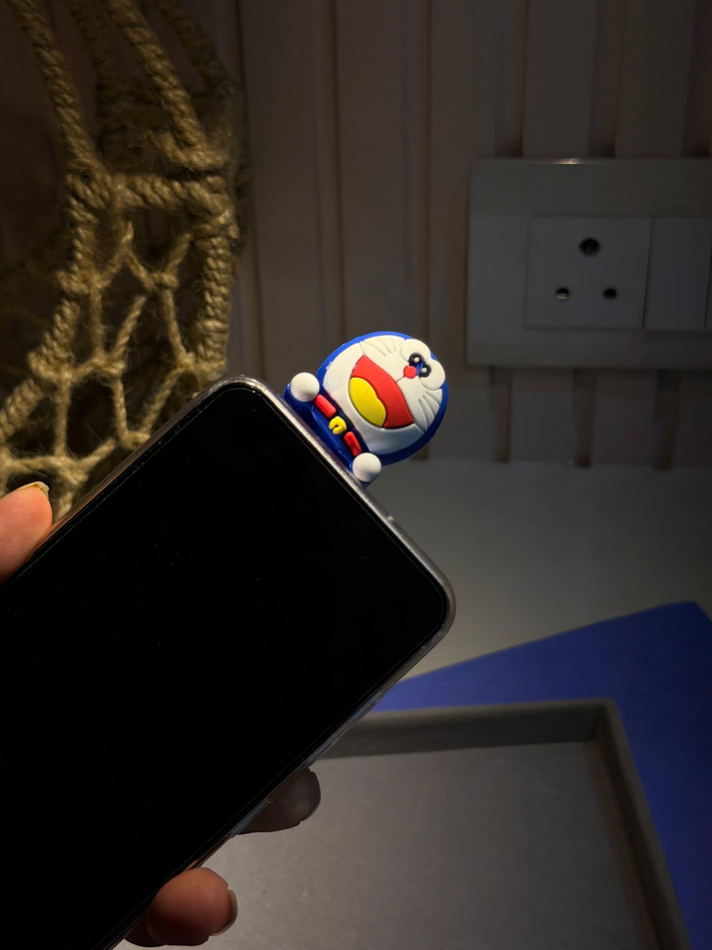 3D Doraemon phone buddy