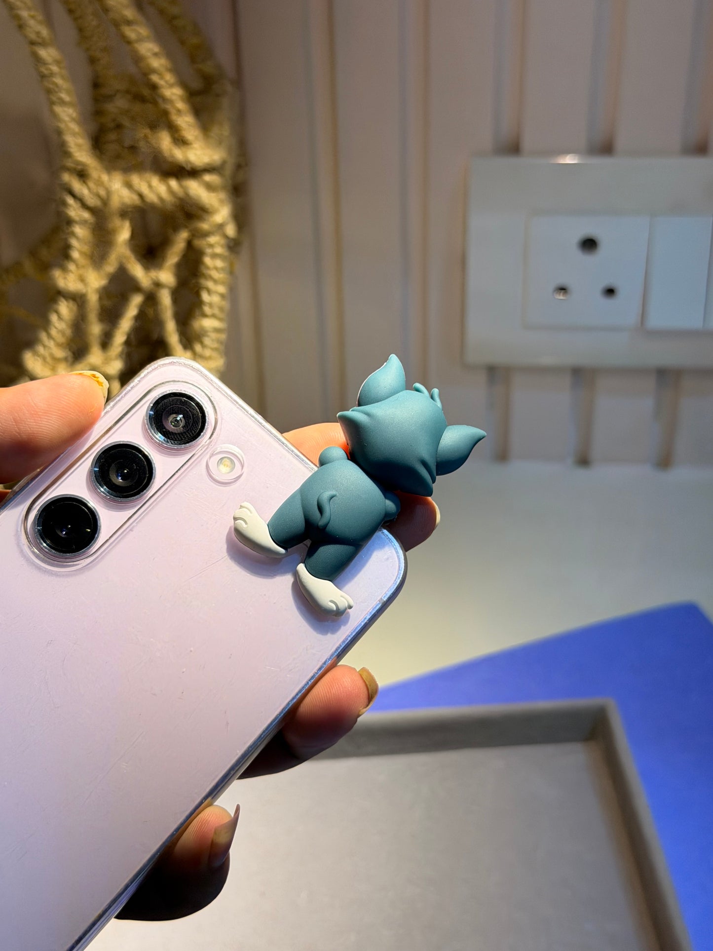 3D tom phone buddy