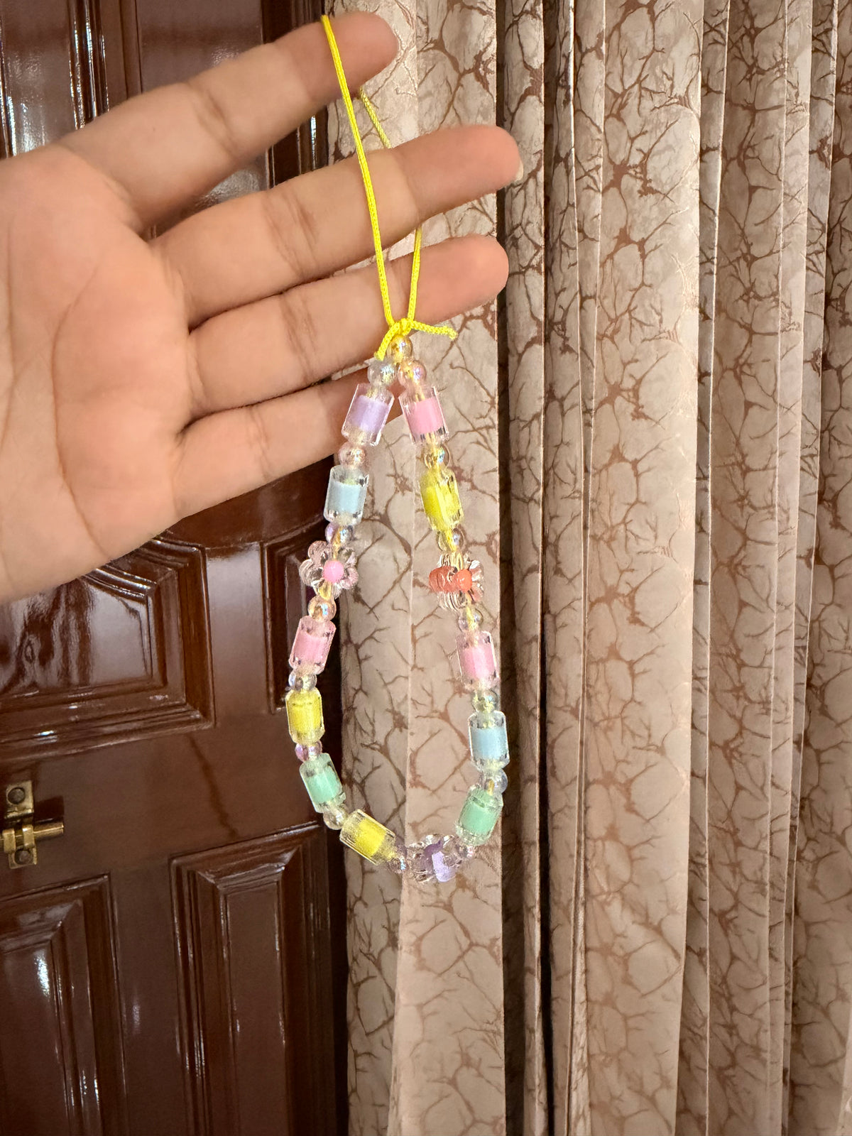 Thread phone charm (2)