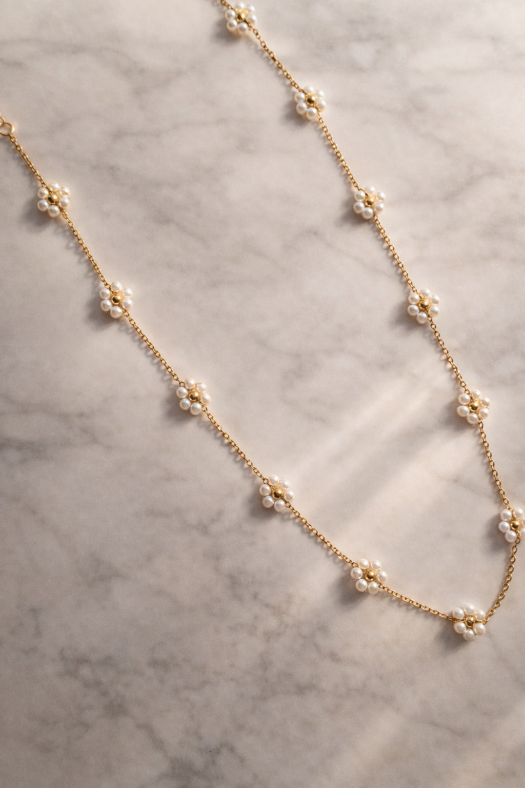 Pearl blossom chain (12 blooms)