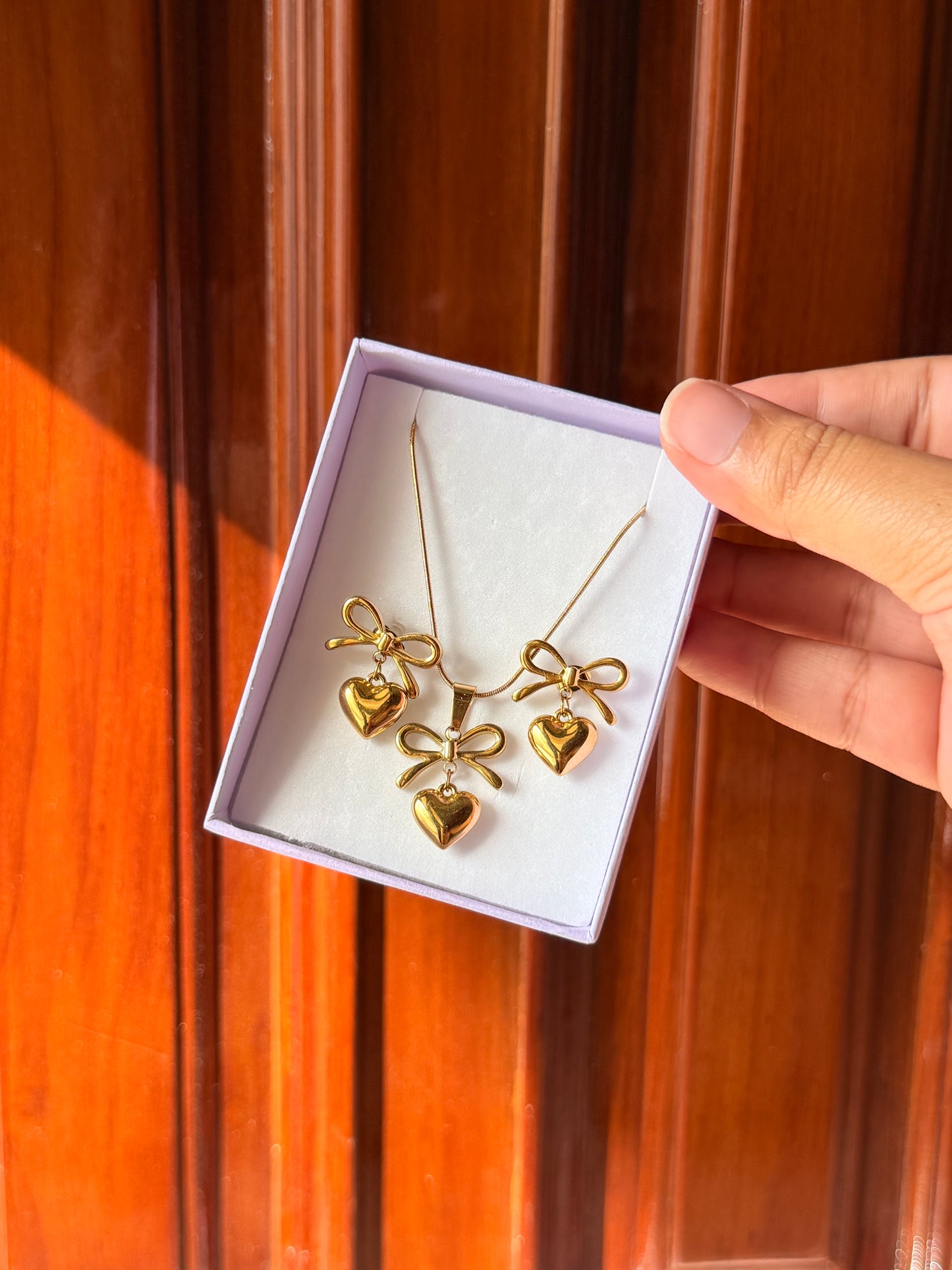Coquette heart bow set