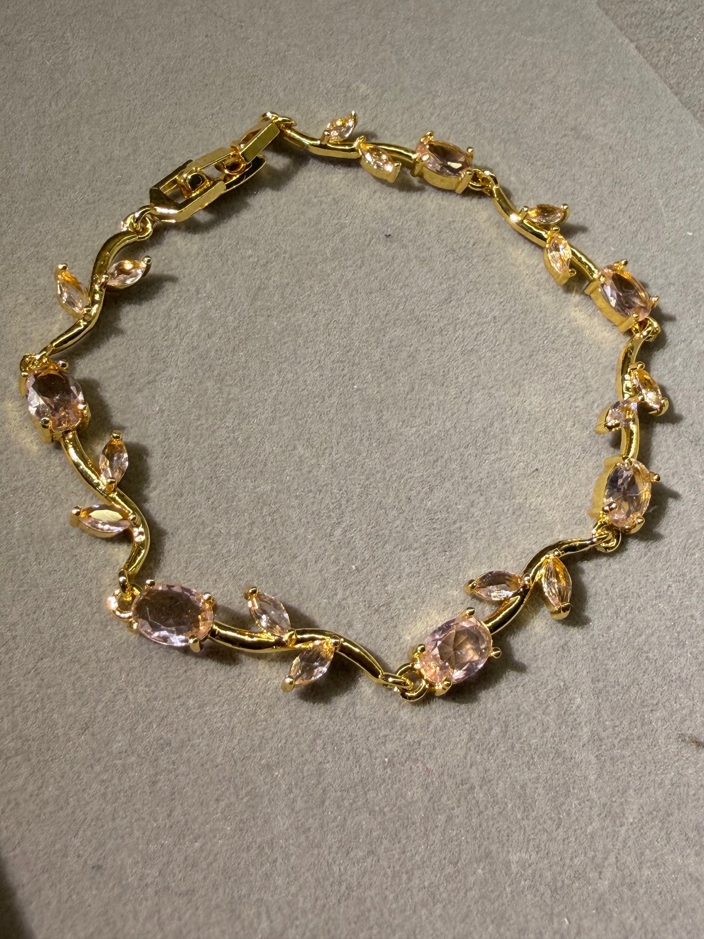 Tulip bracelet (Pink)