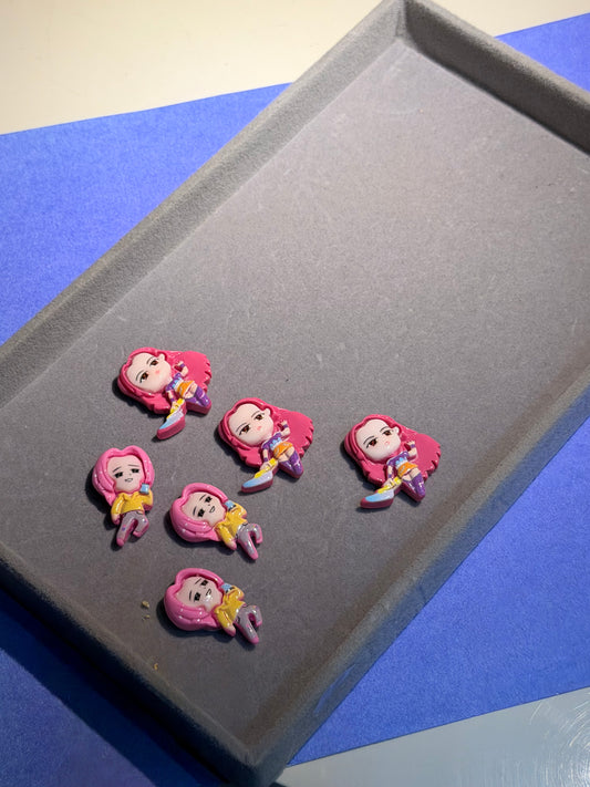 Stickable doll charm (6pcs)
