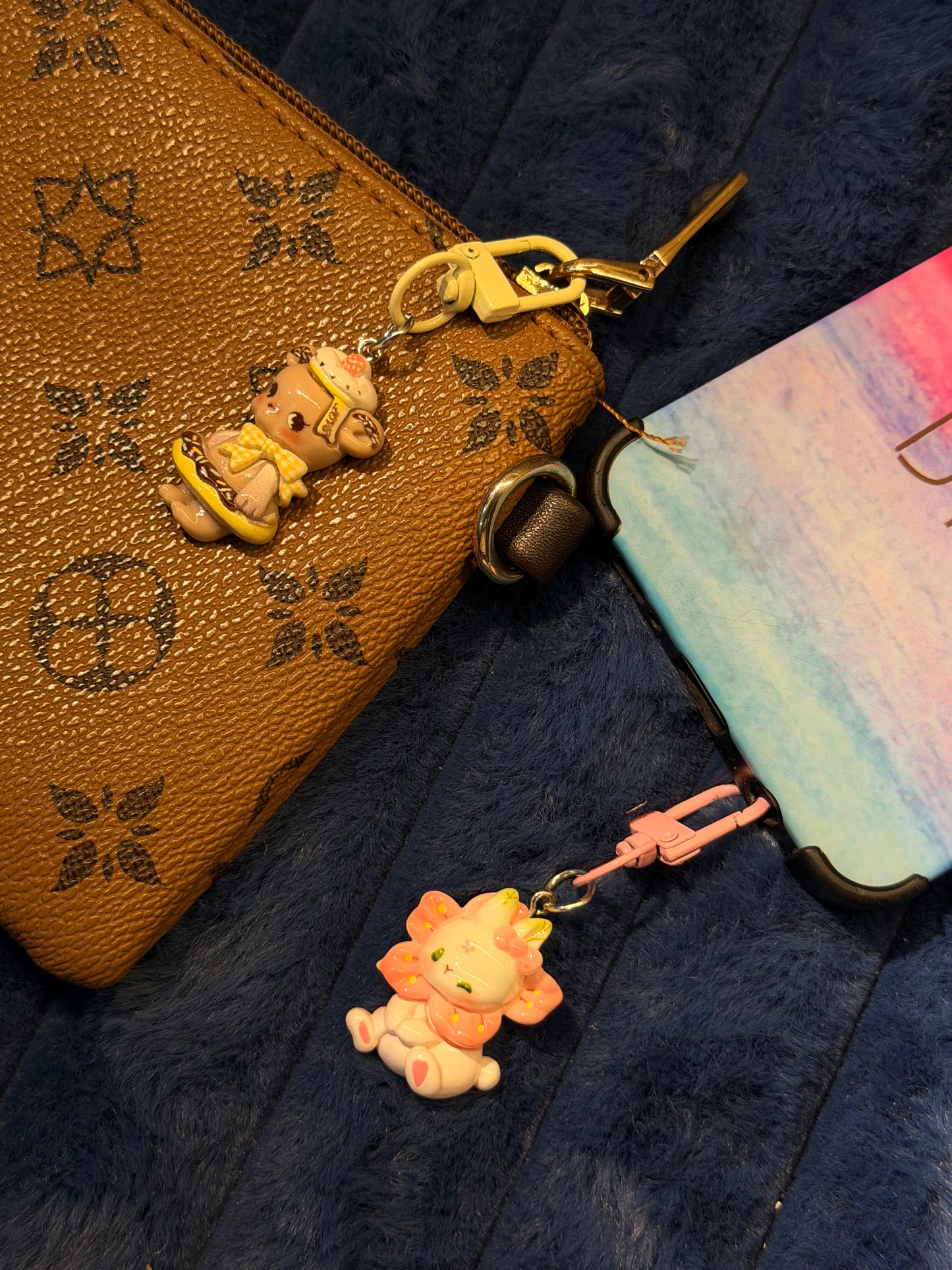 Mystery zip charm