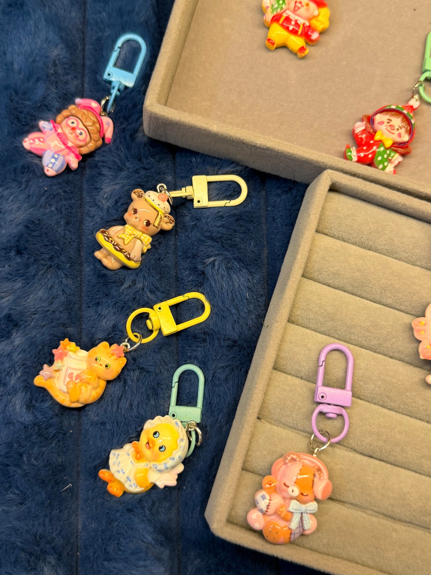 Mystery zip charm