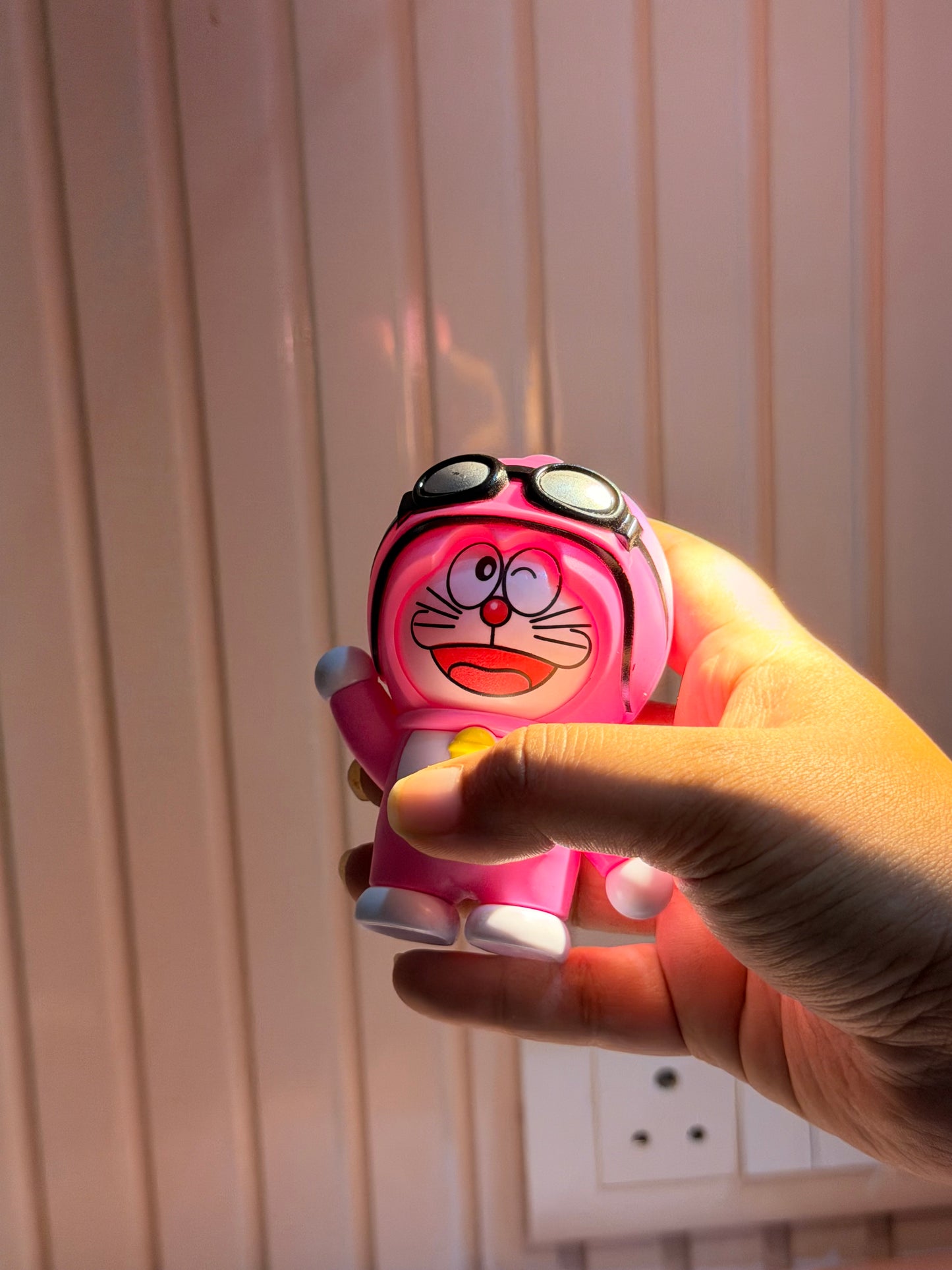 Doraemon face changing keychain