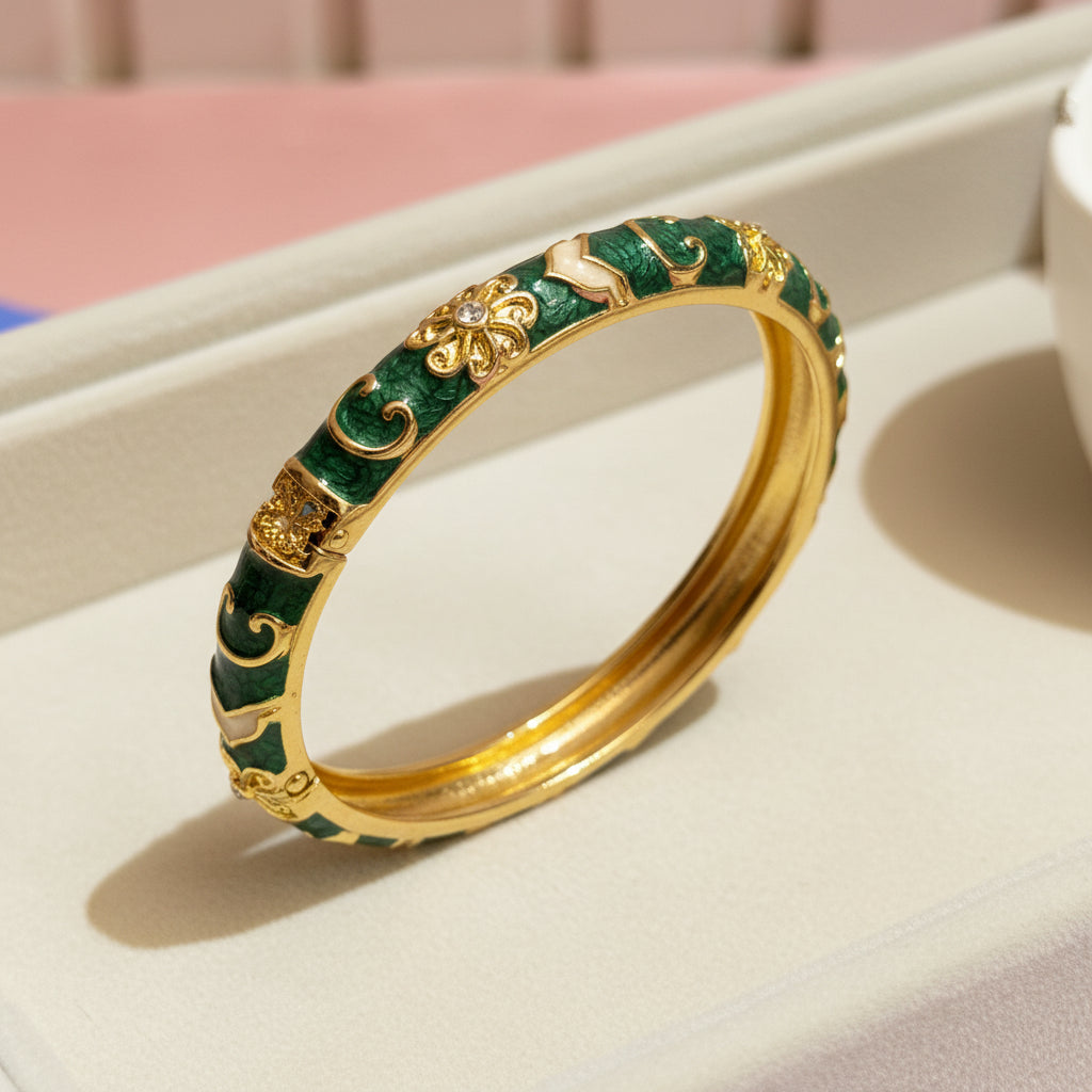 Emerald bloom heritage bangle