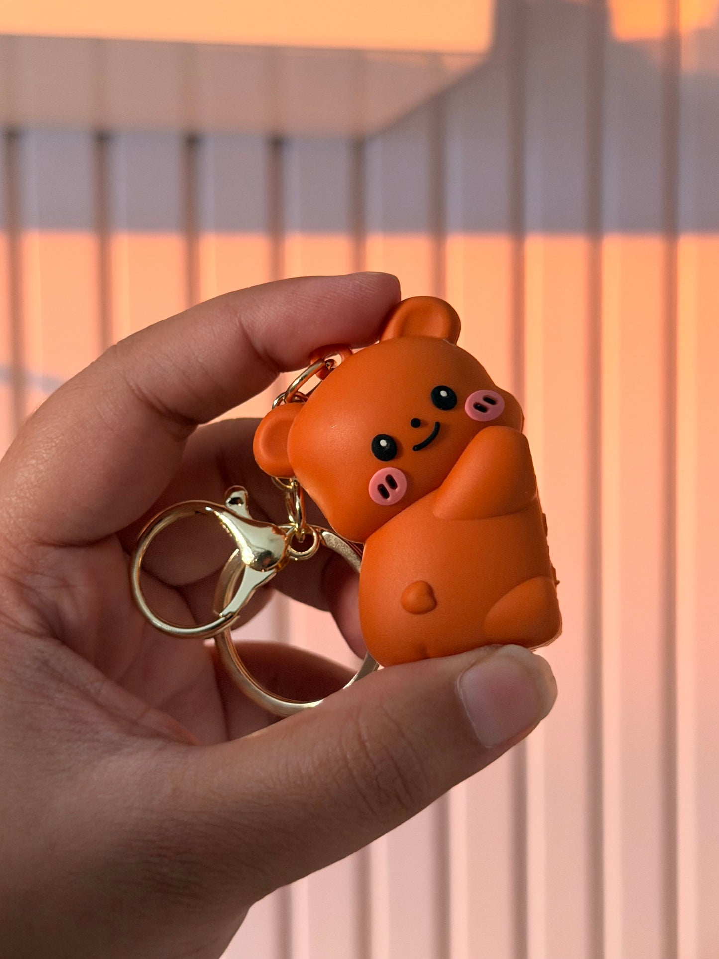 Bear magnetic couple keychain