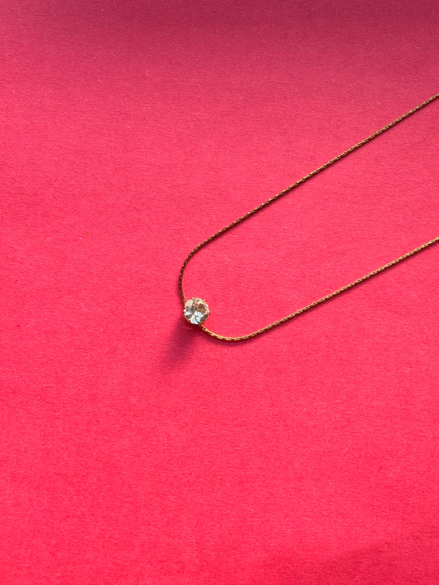 Classic solitaire pendent