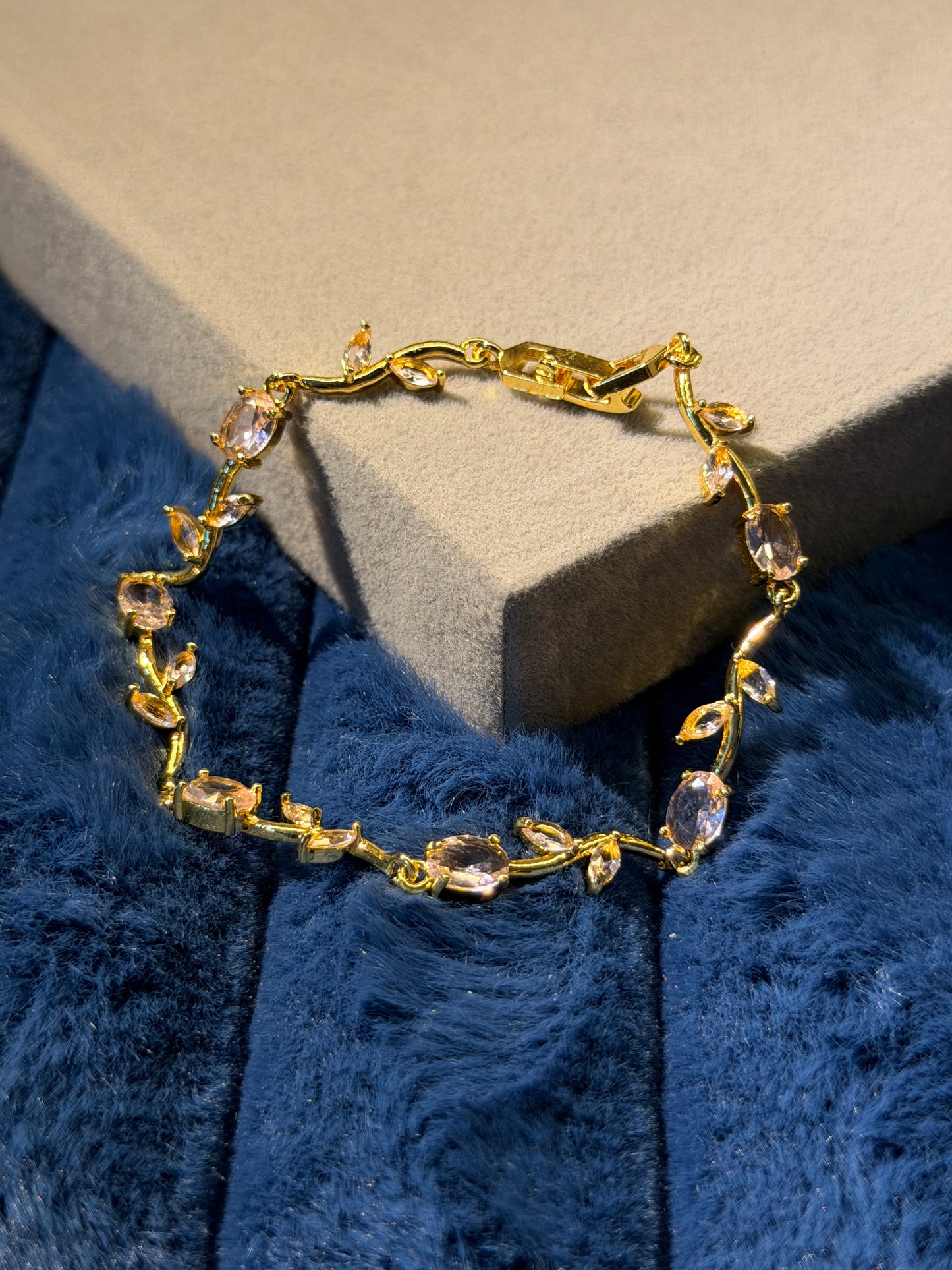 Tulip bracelet (Pink)