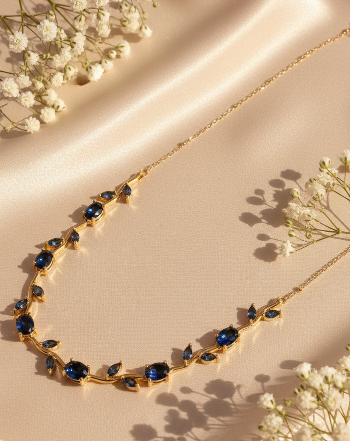 Tulip vine necklace (blue)