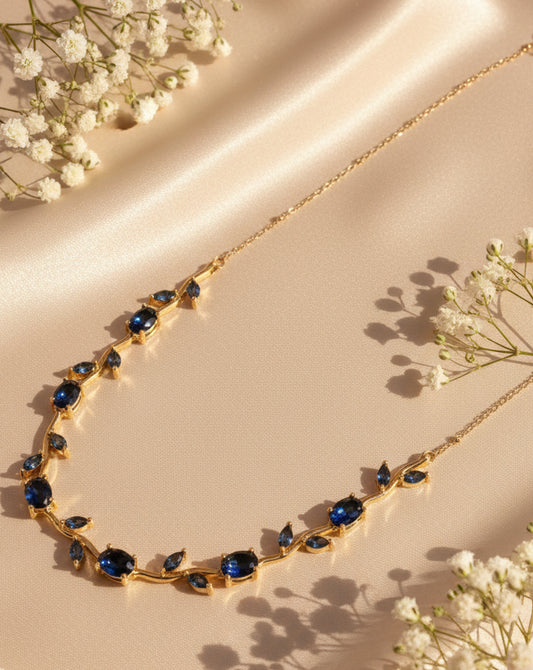 Tulip vine necklace (blue)