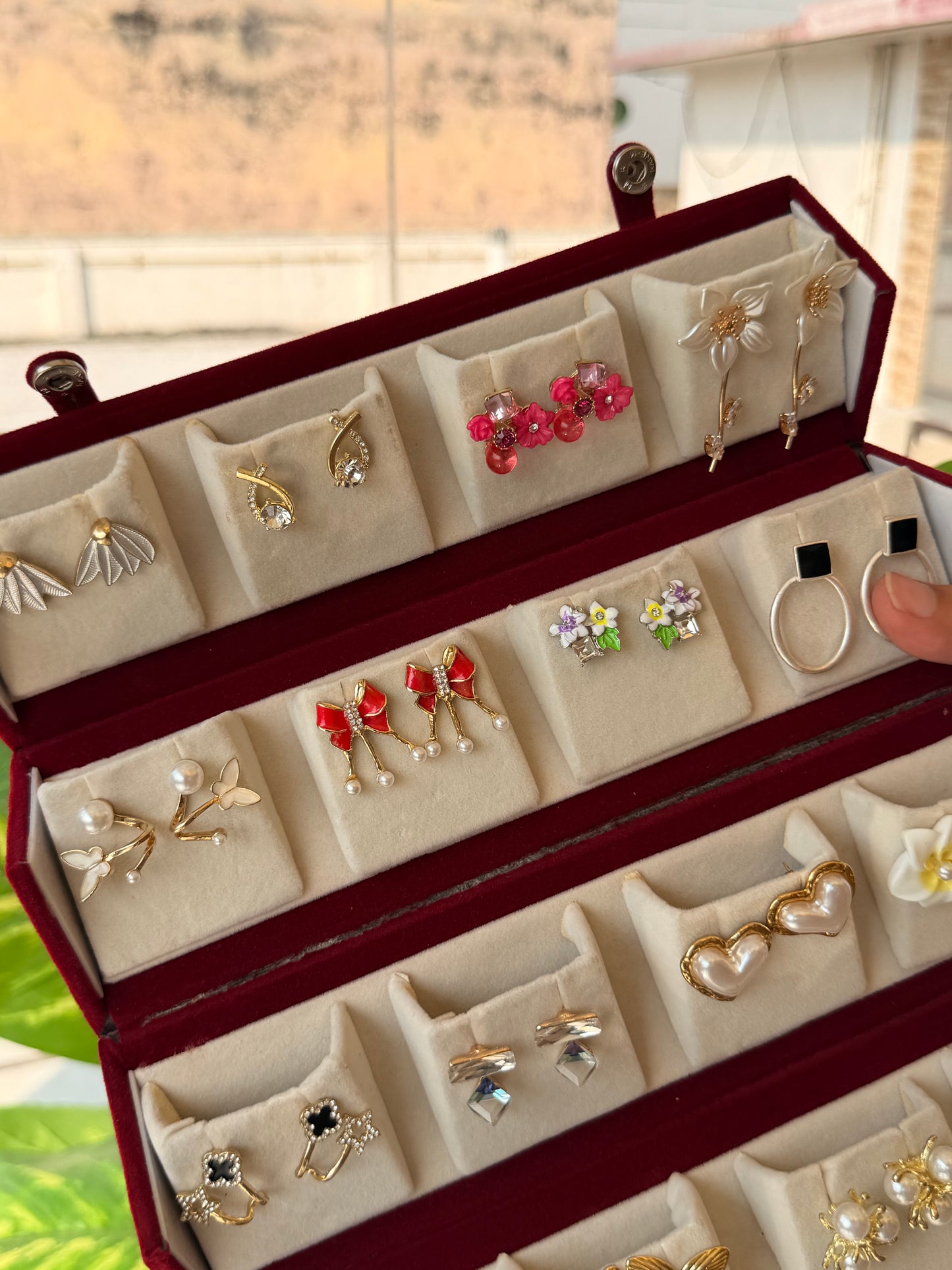 Viral Earring Organizer Box (16 Pairs)