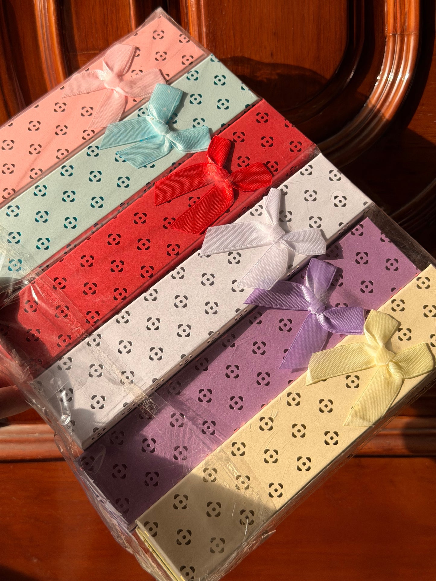 Long display box