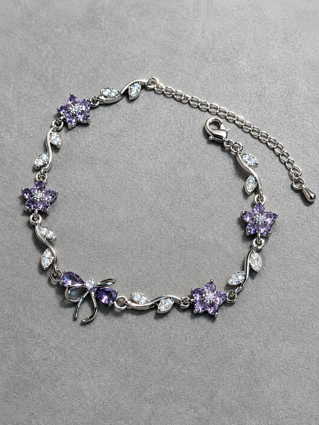 Blossom bow bracelet (purple)