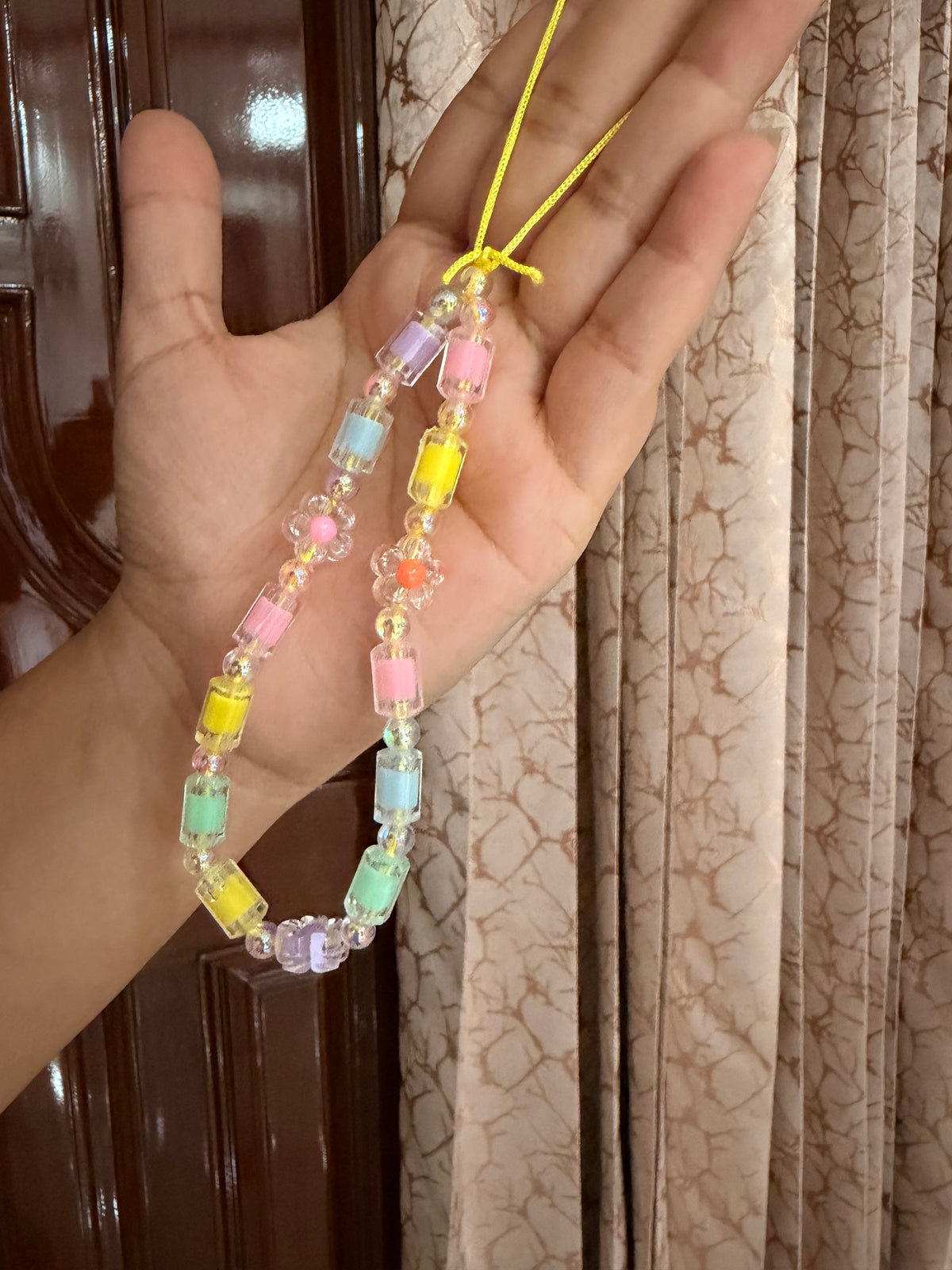 Thread phone charm (2)